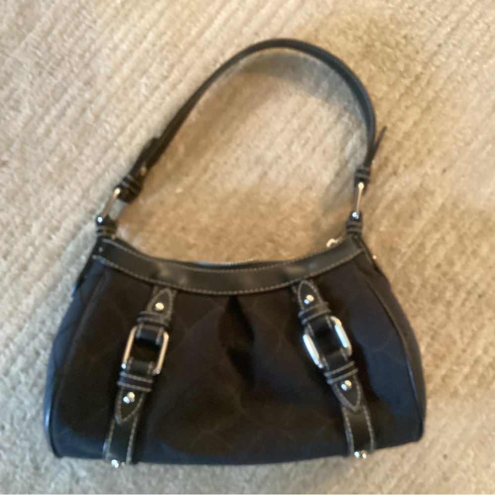 Elegant Black Shoulder Bag